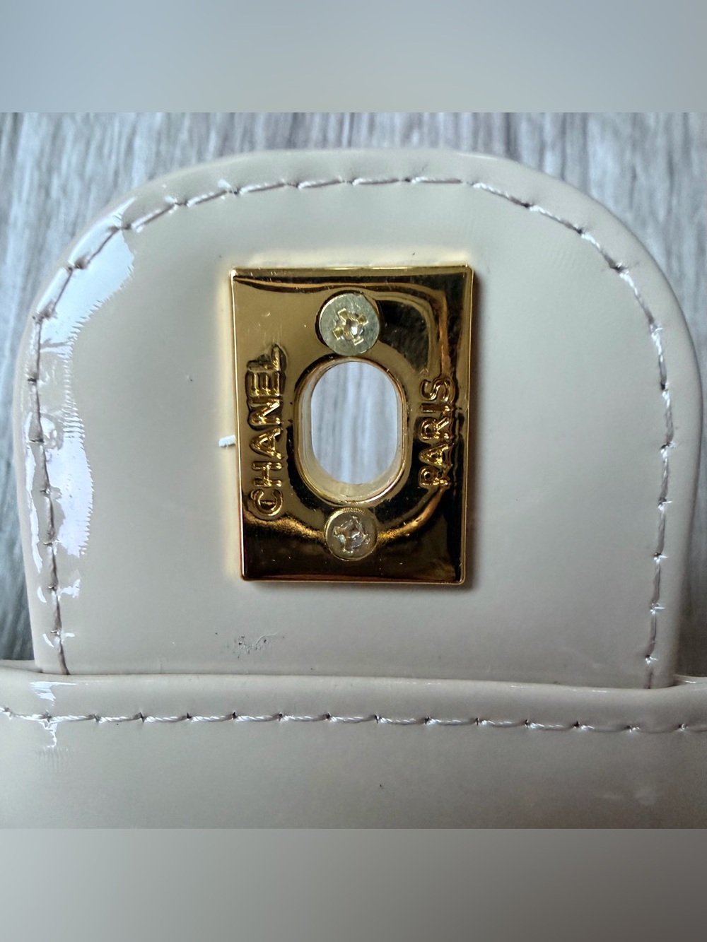 FULL SET Brand NEW Chanel Transparent Bag w
Beige Patent Leather & Gold Hardware - Picture 12 of 15